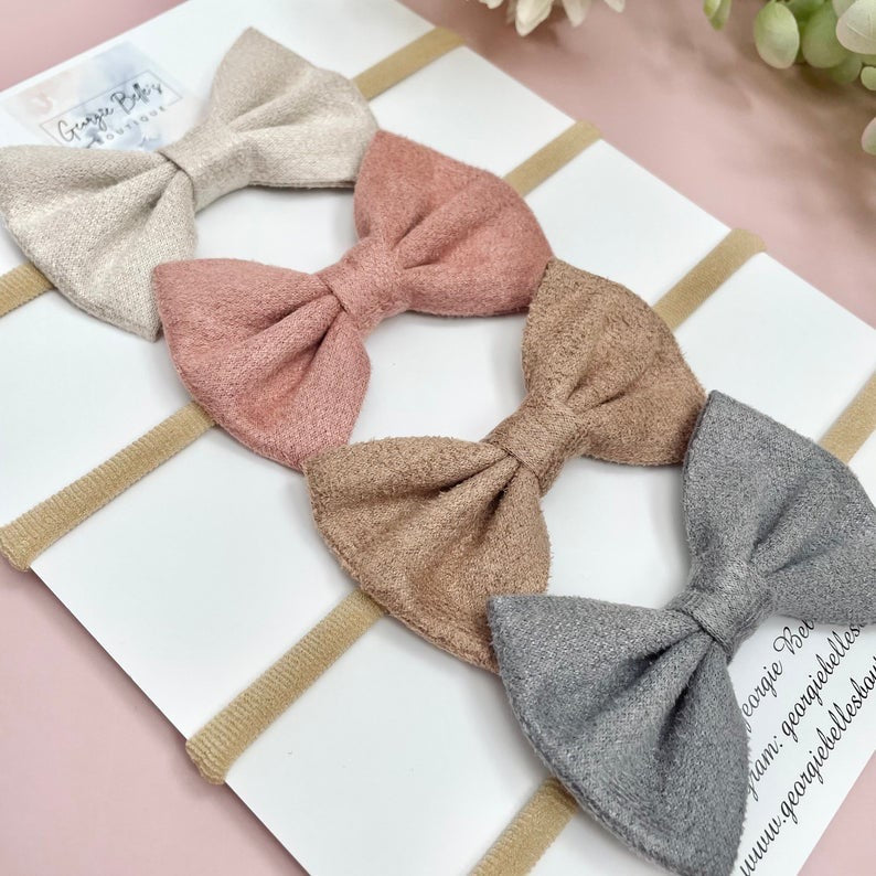 Set of 4 headbands in neutral tones